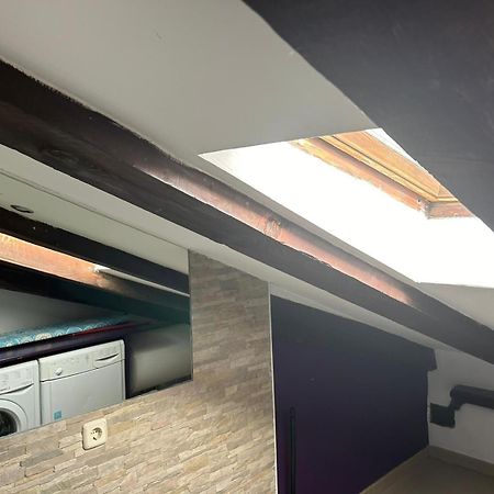 Comodo Atico En Tirso De Molina 마드리드 외부 사진
